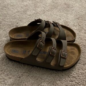 Birkenstock sandals size 39 EUC